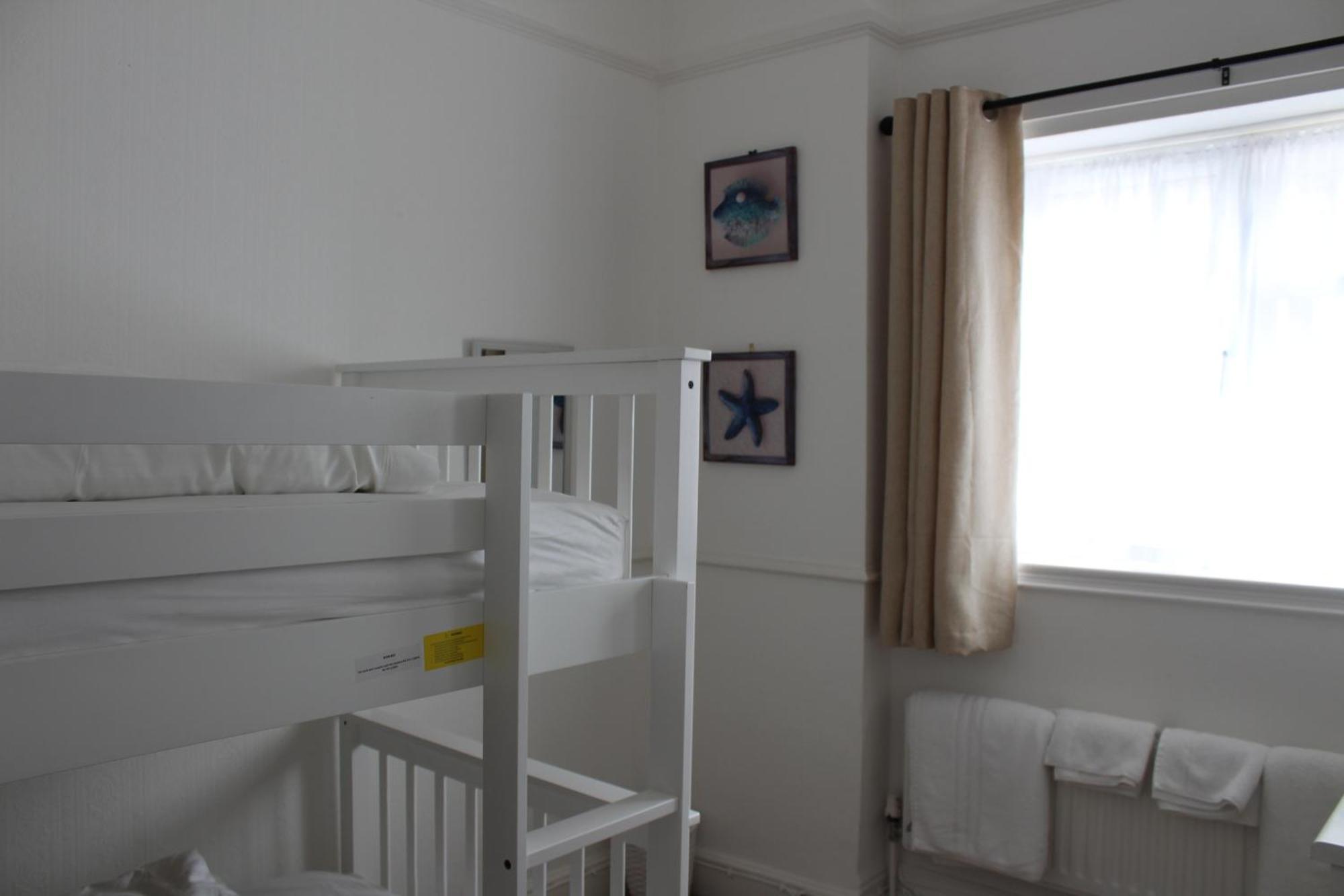 The Westby Bed & Breakfast Bournemouth Room photo