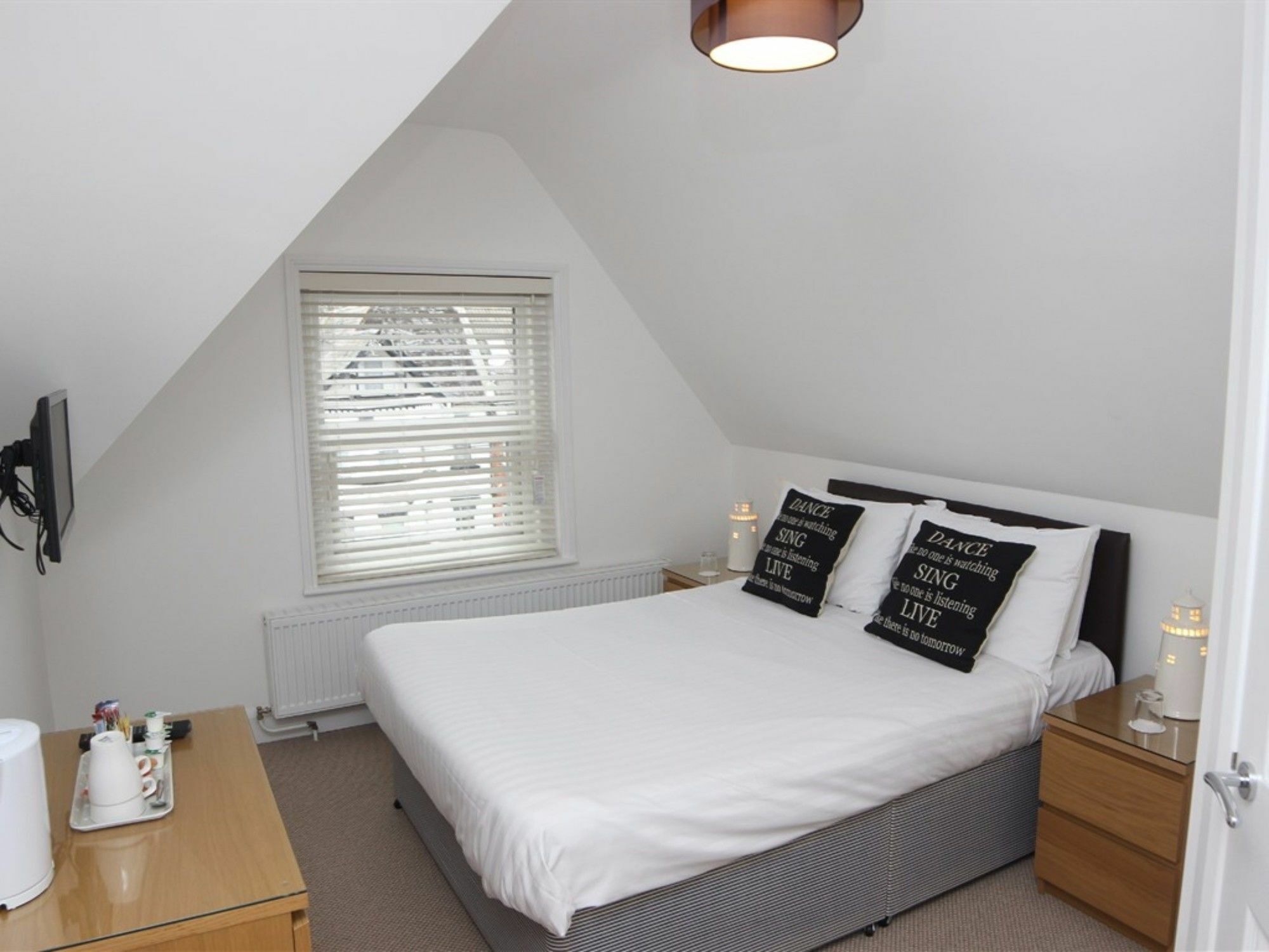 The Westby Bed & Breakfast Bournemouth Exterior photo